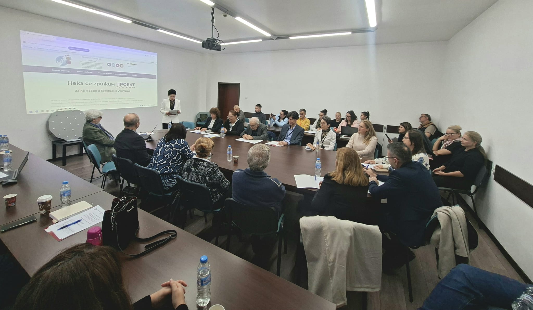 Кръгла маса 10