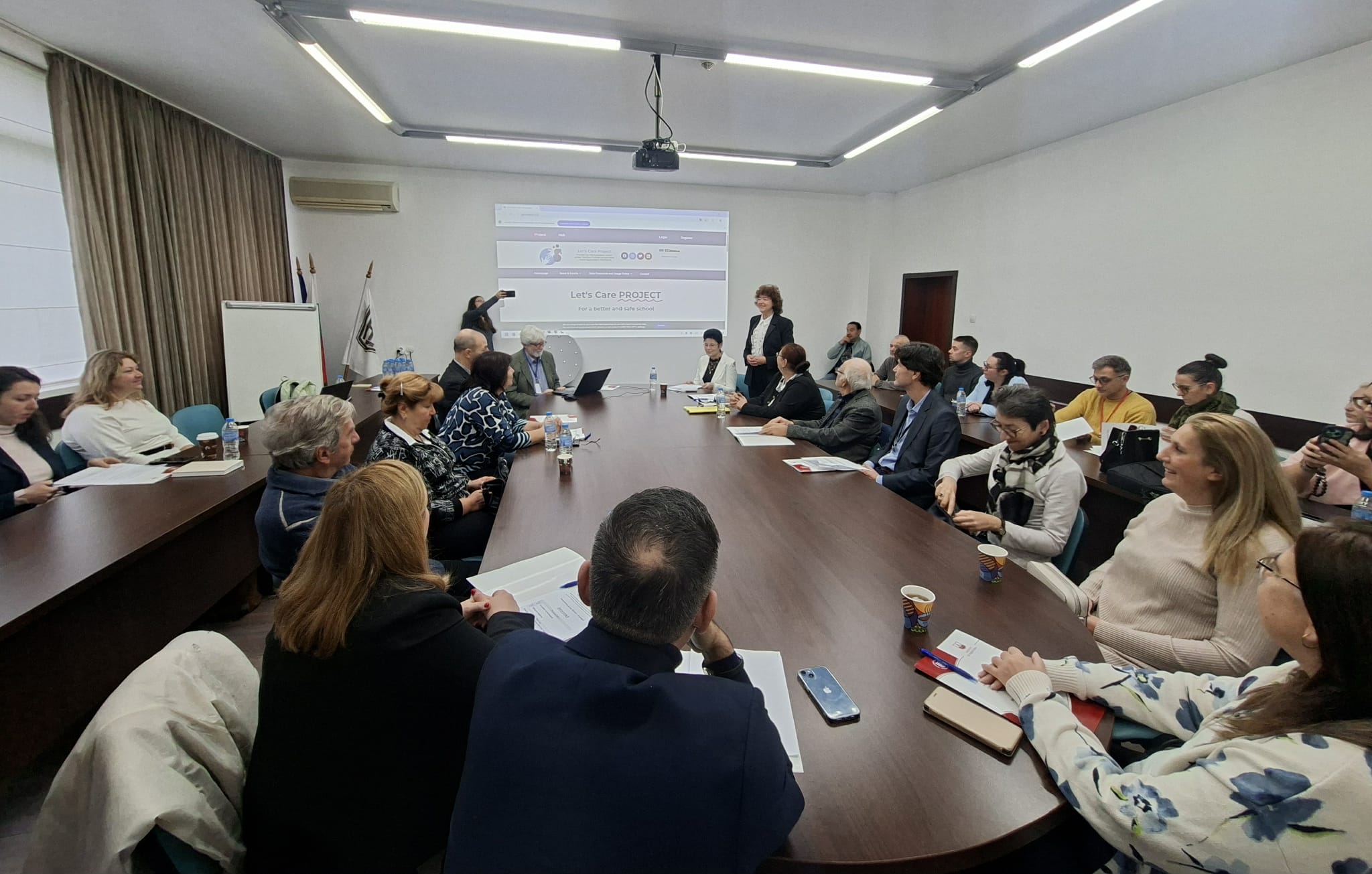 Кръгла маса 4